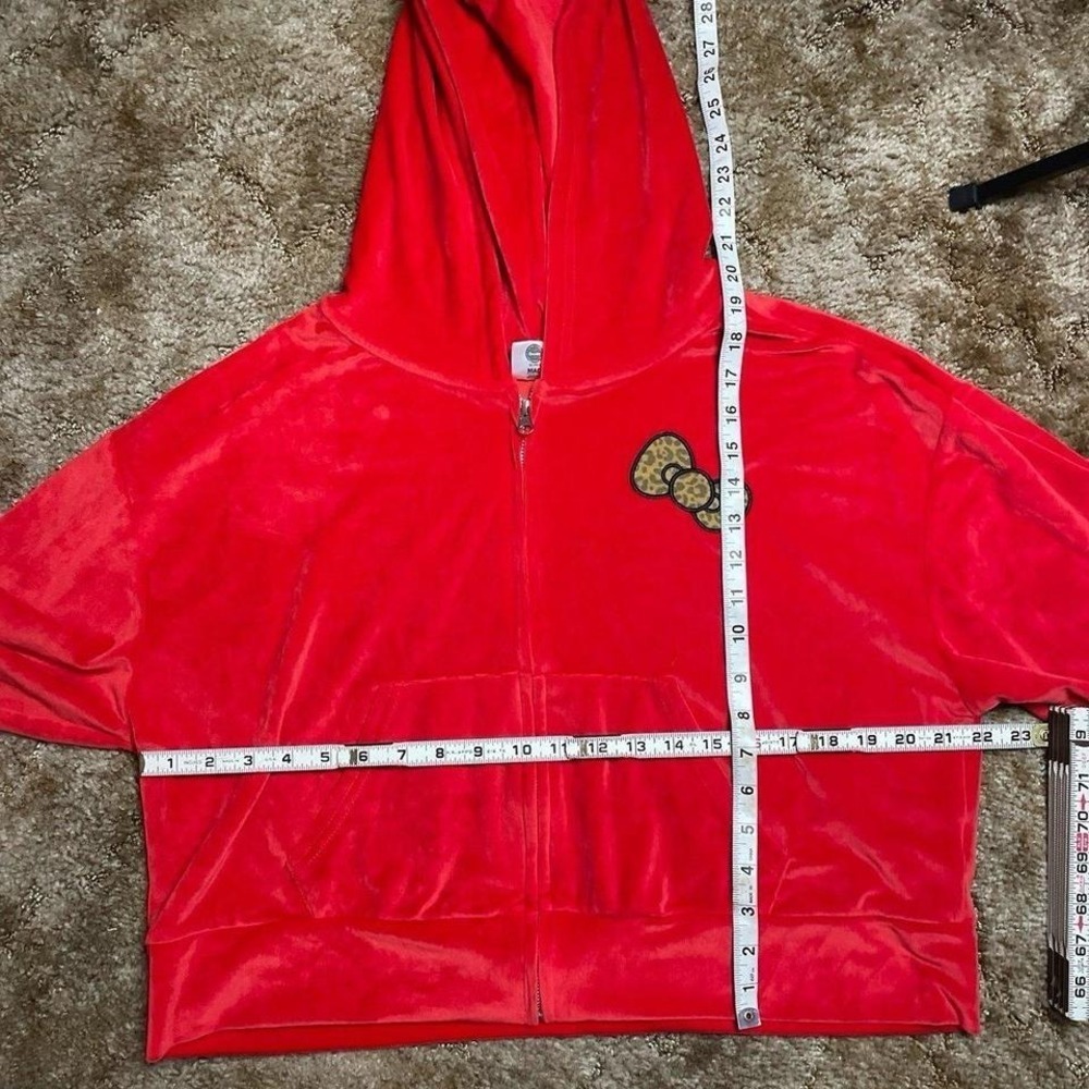 Hello Kitty Sanrio Y2K Red Velour Cropped Leopard Print Jacket Size XL - Picture 3 of 6